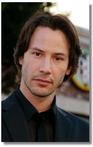 Actor Keanu Reeves star of the new film 'The Matrix Reloaded' poses at the film's premiere in Los Angeles May 7, 2003. Reeves portrays Neo in the film which also stars Laurence Fishburne and opens May 15 in the United States. REUTERS/Fred Prouser 