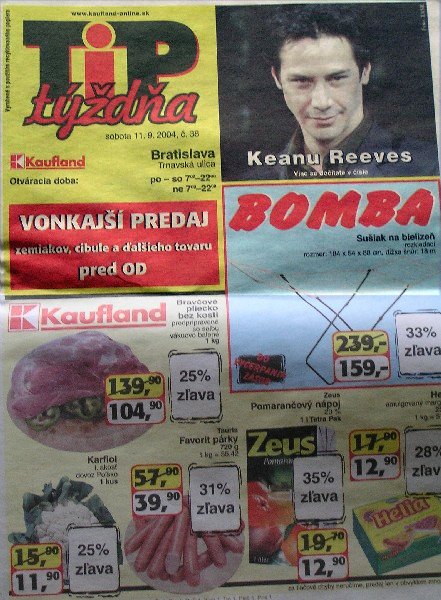 keanu_in_hypermarket.jpg